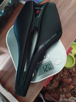 Spousta nových sedel na horské i trekové kolo. - 8