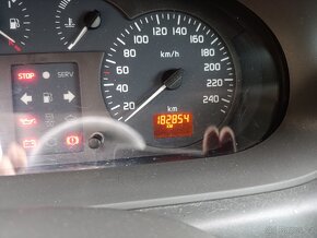 Renault Scénic 1.4 i - 8