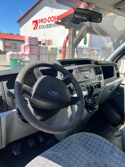 Prodám Ford tranzit 6 místne - 8