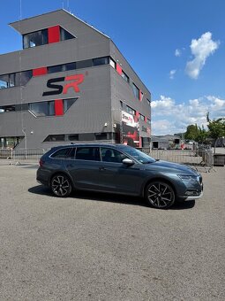 Škoda Octavia 4 scout TOP - 8