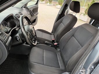 Škoda Roomster 1,2 TSI,63KW,KLIMA,VÝHŘEV - 8