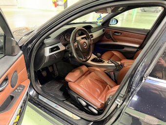 BMW e91 325d 180kw - 8