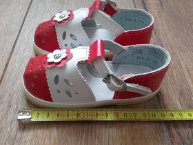 Holčičí kožené letní sandály/boty - 8