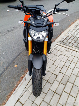 Yamaha MT09 - 8