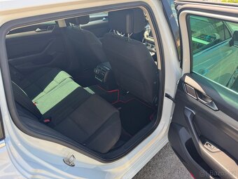 Volkswagen Passat 1.6TDI 88kw - 8