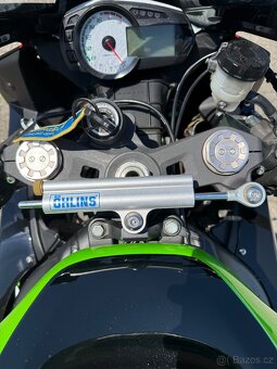 Kawasaki zx6r 2010 - 8