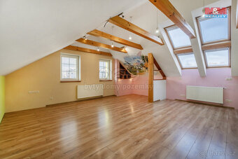 Prodej rodinného domu, 271 m², Jeřmanice, ul. Rádelská - 8