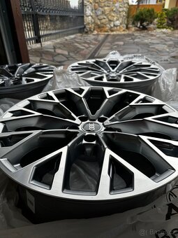 Audi RS R19 - 8