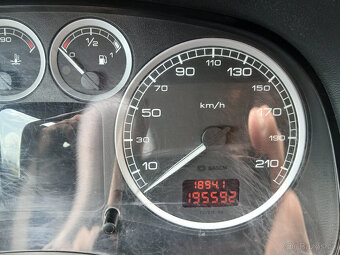 Peugeot 307 Com. 1.6i KLIMA serviska - 8