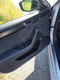 Škoda Superb Sportline 2.0 tdi - 8