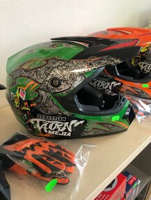 Dětské nové helmy - 8