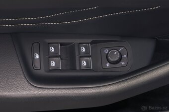 VW Passat B8 GTE 1.4TSI 160kW Elegance - záruka Autodraft - 8