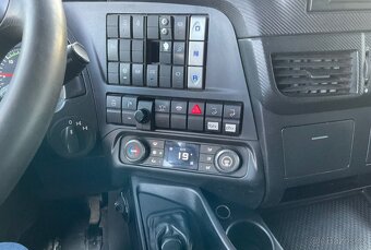 IVECO Trakker AT340T50/8x4/Sklápěč/S3/Bordmatik/ - 8
