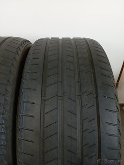 Letní sada pneu 275/40 R20 a 245/45 R20 - 8
