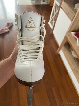 Krasobrusle Jackson Artiste vel.32 - 8