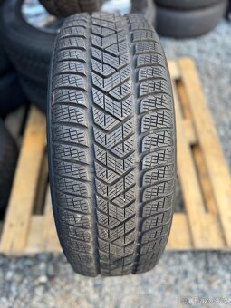 215/65/17 originál zimní sada VW Tiguan - 8