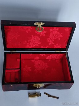 Stará hrací šperkovnice na zámek, poštovné 69.- - 8