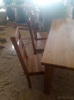 Jídelní stůl dub masiv a židle - 8