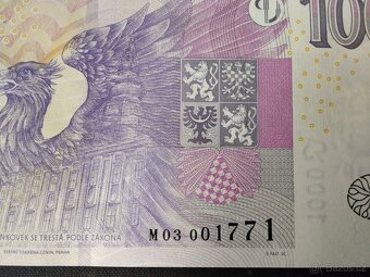 Vice kusů bankovek,UNC - 8