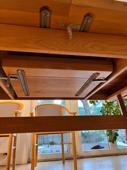 Jídelní rozkládací stůl masiv dub - 8