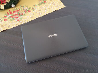 Asus notebook - 8