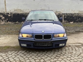 BMW 316i Compact - 8