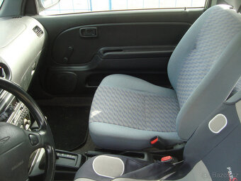 Daihatsu Cuore 1,0 41kw automat - 8