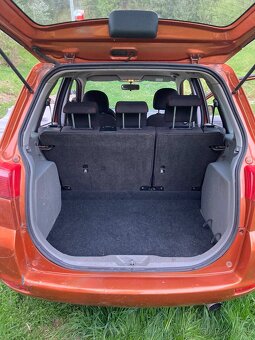 Prodám Mazda 2 na náhradní díly, stk do 4/26 - 8