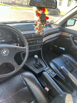 BMW E32 730i MANUÁL - 8