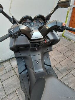 Aprilia Atlantic 250, výborný stav, po TK - 8