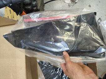 Prodám černé plasty Rtech Husqvarna 2013-2016 - 8