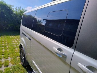 Ford Custom Titanium X - 8