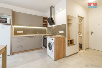 Pronájem bytu 1+1, 35 m², Karlovy Vary, ul. Úvalská - 8