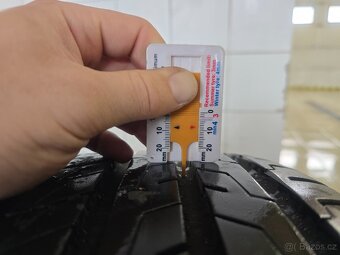 Kola Peugeot 235/45/R18 5x108 - 8
