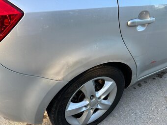 KIA CEE'D 1,6 CRDI 66kW ( D4FB ) - 8