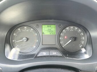 Škoda Fabia, 1.4 63kw, r.v:12/2011, 115000km, klimatizace - 8