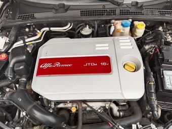 Alfa Romeo 159 - 8