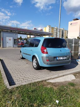 Renault Grand Scénic - 8