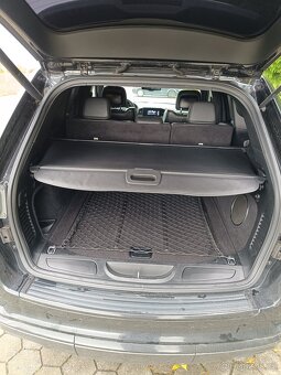 Jeep Grand Cherokee - 8