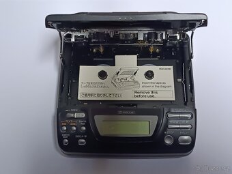 PHILIPS DCC 130 Walkman na digitální kazety + 1 DCC kazeta - 8