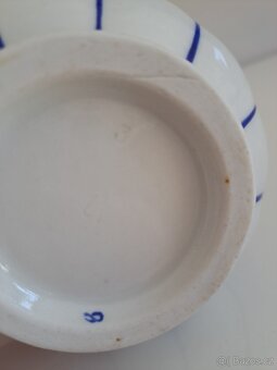 Starožitná porcelánová konvička - mléčenka - 8