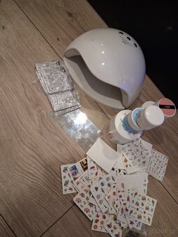 Věci na gelové nehty - 8