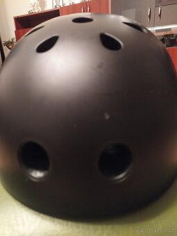 Přilba + chrániče pro děti - 8