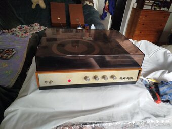Stereofonní gramofon Tesla NZC 130, funkční - 8