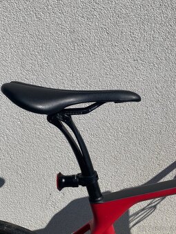 Prodám Canyon roadlite CF 8 wmn - 8