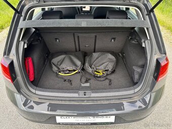 Volkswagen e-Golf, 32kWh,SoH 89%,CCS,NAVI, s DPH 349 000,- - 8