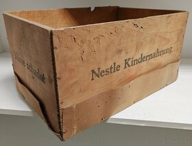 Bedna NESTLE Kindernahrung MOKRO ŠKODÍ - 8