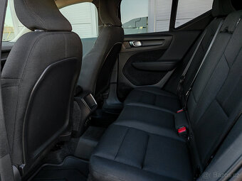 VOLVO XC40 D3 automat, servisované, WEBASTO, odpočet DPH - 8