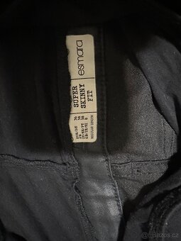 Mix těhotenského oblečení vel. S-M - 8