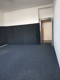 Pronájem, Kanceláře,  28m² - Pardubice - Semtín, ev.č. 00100 - 8